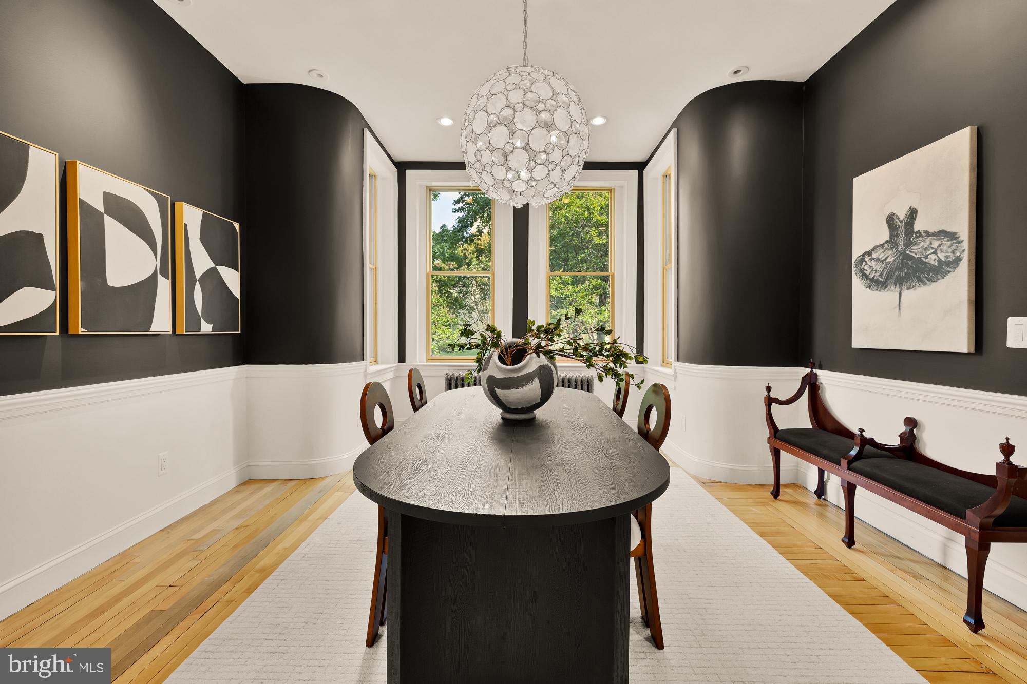 100 W Street Northwest Washington, DC 20001 - Photo 2 of 57 Full separtae dining room