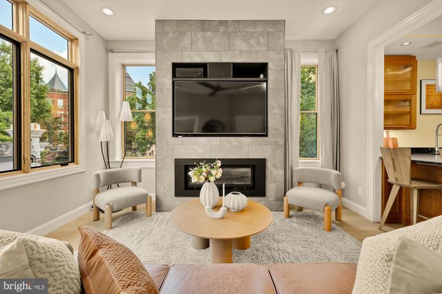 $1,750,000 | 100 W Street Northwest, Washington, DC 20001