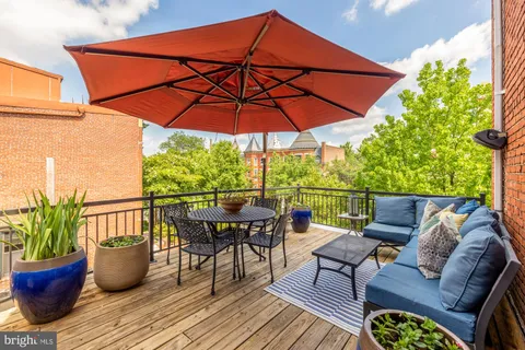 $1,750,000 | 100 W Street Northwest, Washington, DC 20001