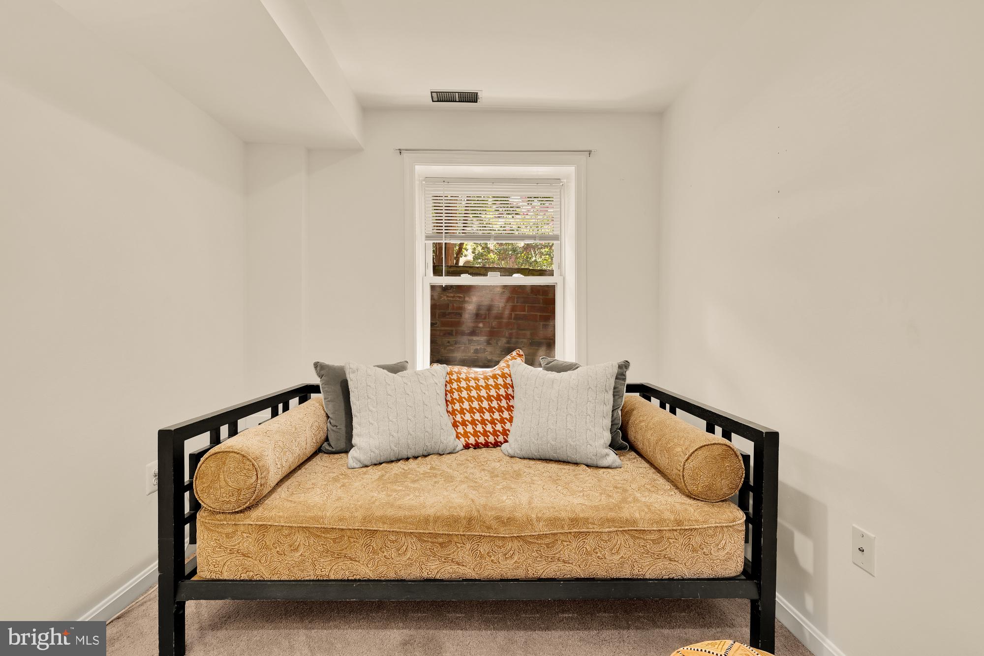 100 W Street Northwest Washington, DC 20001 - Photo 51 of 57