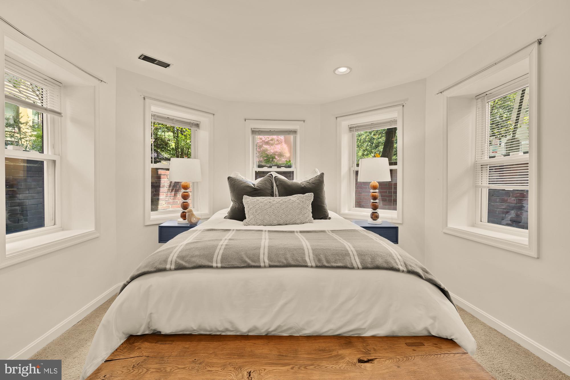 100 W Street Northwest Washington, DC 20001 - Photo 54 of 57