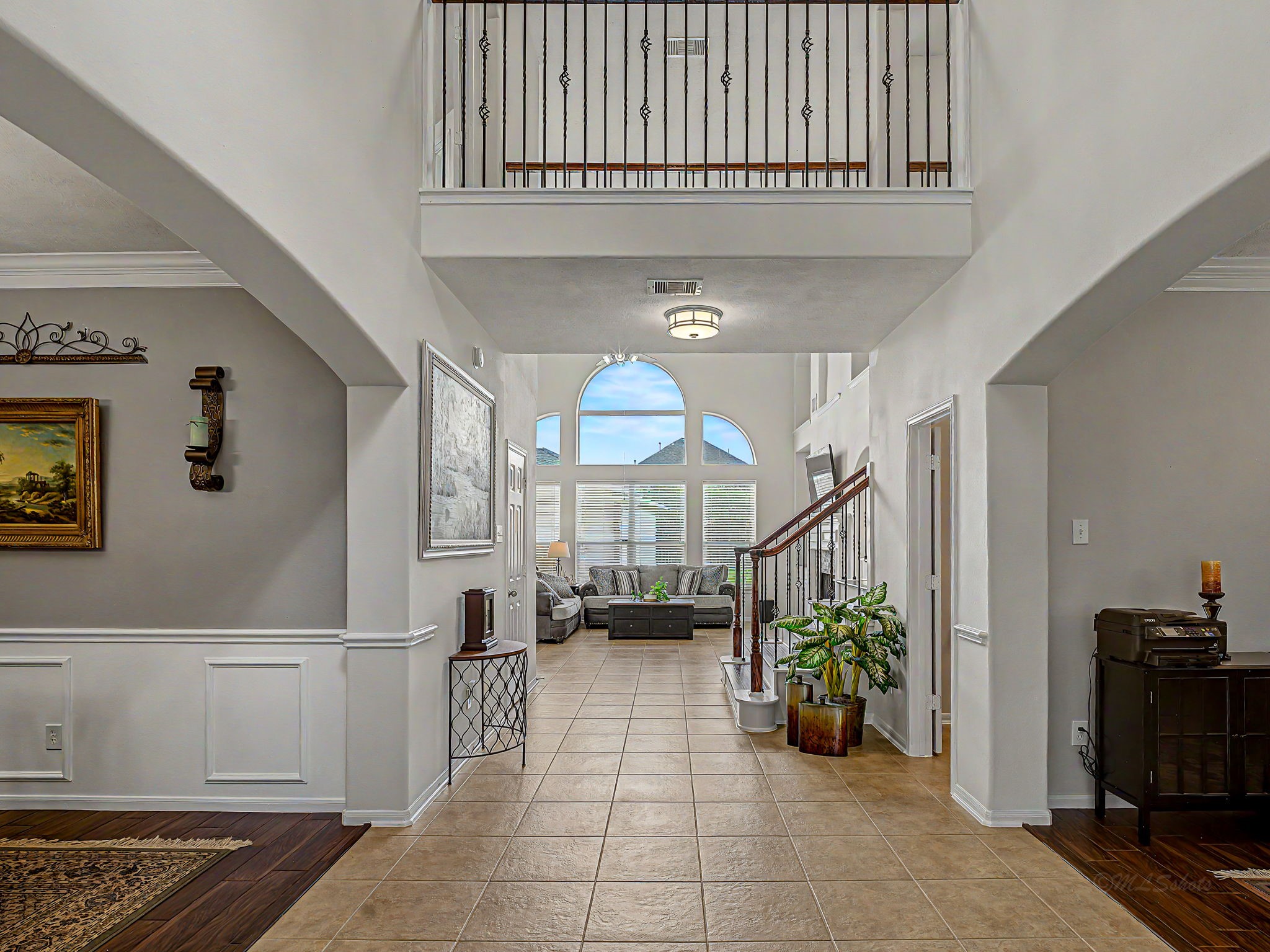 2210 Fox Path Katy, TX 77494 - Photo 12 of 47 A grand entry with a spacious view through the home