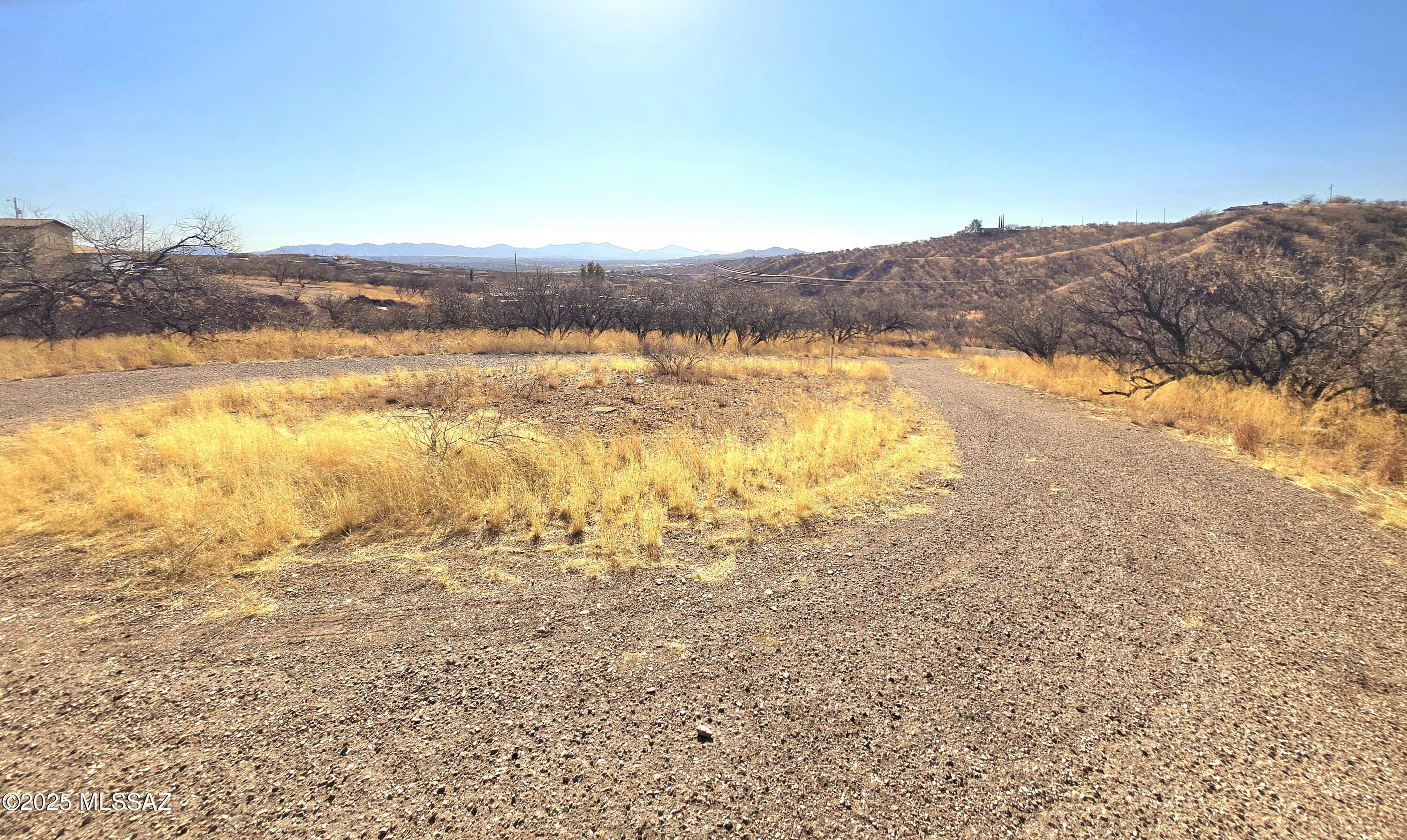 1232 Acre Court, Unit 16 Rio Rico, AZ 85648 - Photo 4 of 7