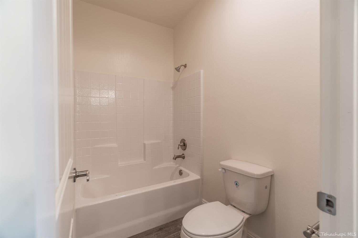 17621 Busher Way Tehachapi, CA 93561 - Photo 28 of 46 Gallery Image 28