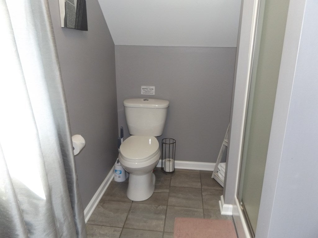 566 Breezy Ridge Road Woodlawn, VA 24381 - Photo 29 of 43 Gallery Image 29