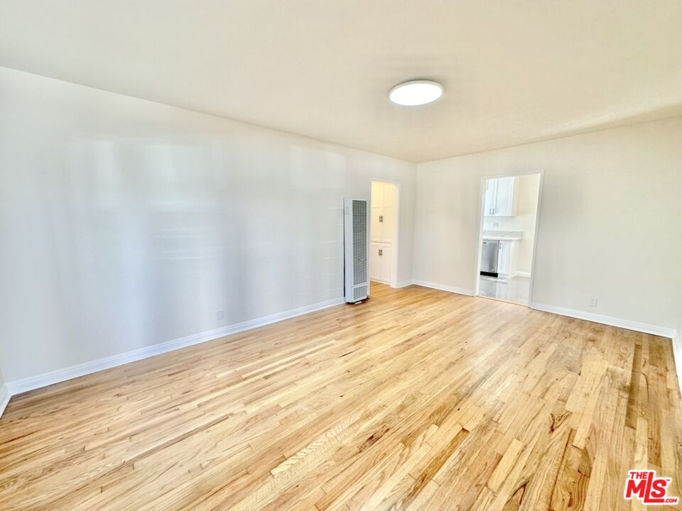 10720 Charnock Road Los Angeles, CA 90034 - Photo 22 of 33 a view of empty room