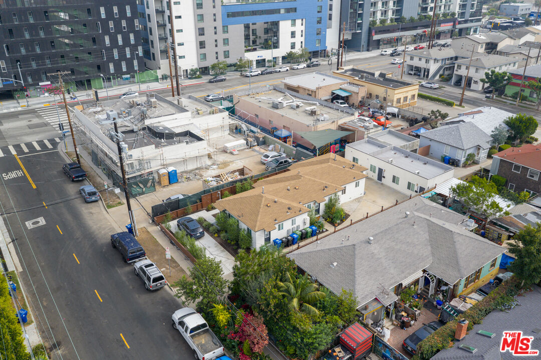 10720 Charnock Road Los Angeles, CA 90034 - Photo 10 of 33 an aerial view of multiple houses with yard