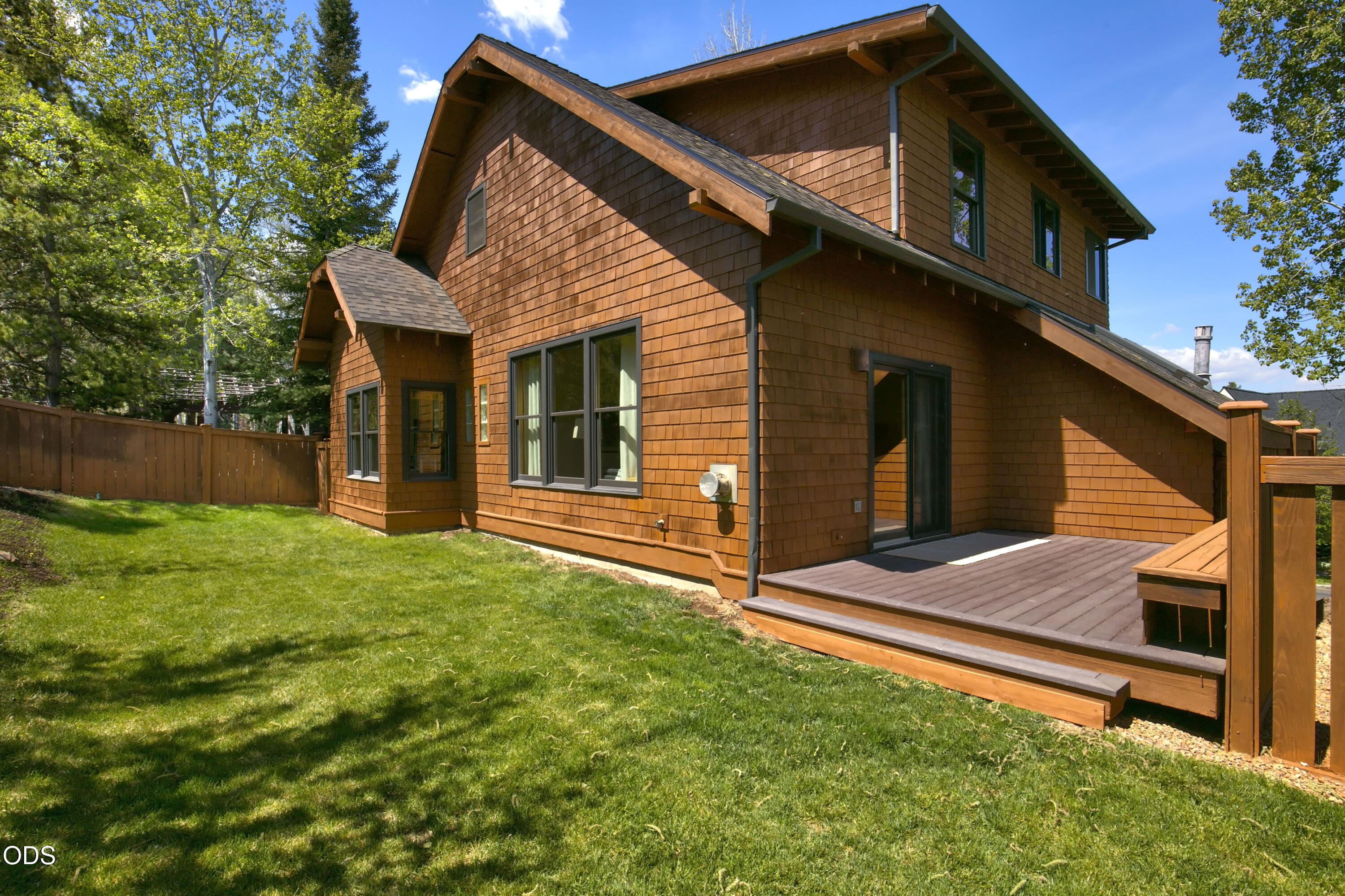 19377 Brookside Way Bend, OR 97702 - Photo 16 of 32