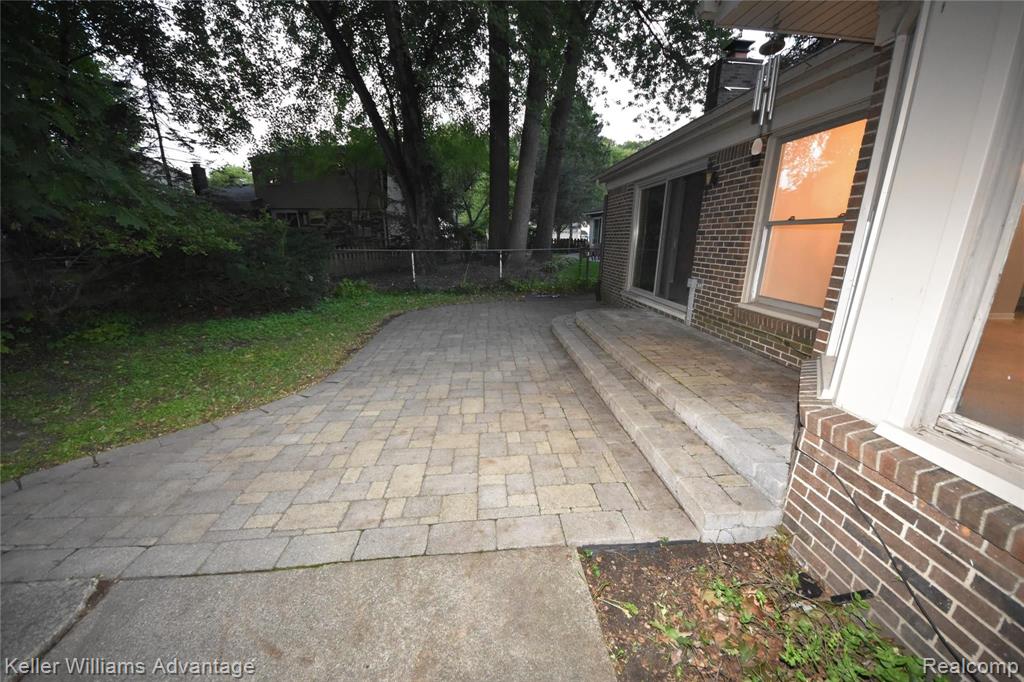 14679 Riverside Street Livonia, MI 48154 - Photo 26 of 27
