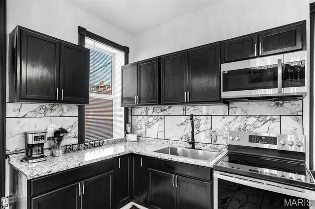 $209,000 | 2845 Chippewa Street, St. Louis, MO 63118