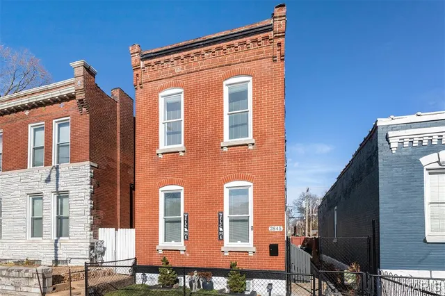 $209,000 | 2845 Chippewa Street, St. Louis, MO 63118