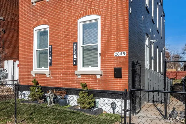 $209,000 | 2845 Chippewa Street, St. Louis, MO 63118