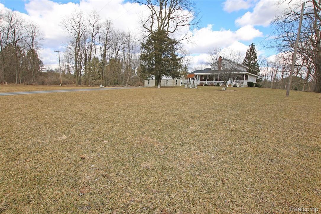 11413 Kipp Road Goodrich, MI 48438 - Photo 2 of 47 3) Front.jpg