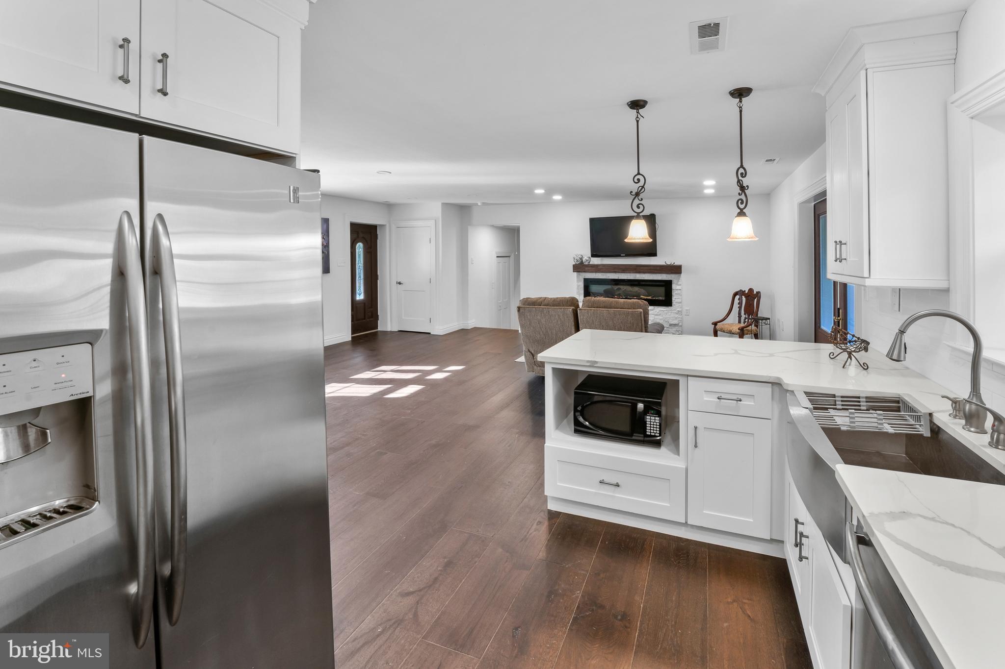 367 Hartford Road Mount Laurel, NJ 08054 - Photo 10 of 35