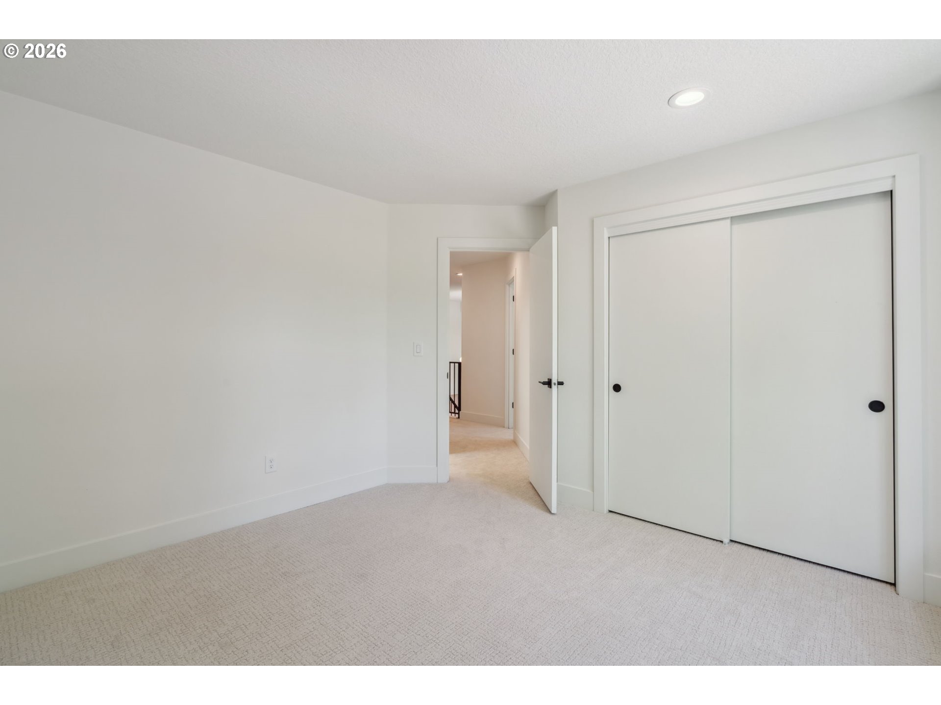 16428 Northeast San Rafael Drive Portland, OR 97230 - Photo 35 of 41