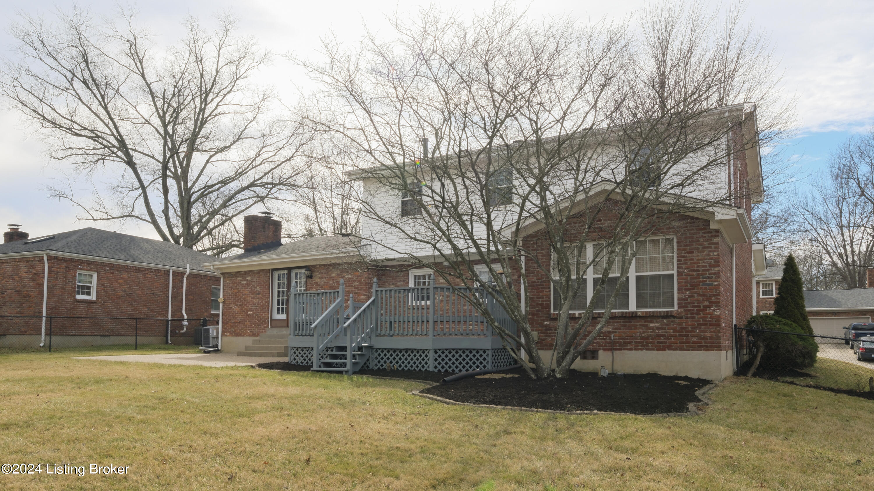 10707 Sunderland Road Louisville, KY 40243 - Photo 55 of 56 10707 Sunderland Rd-155