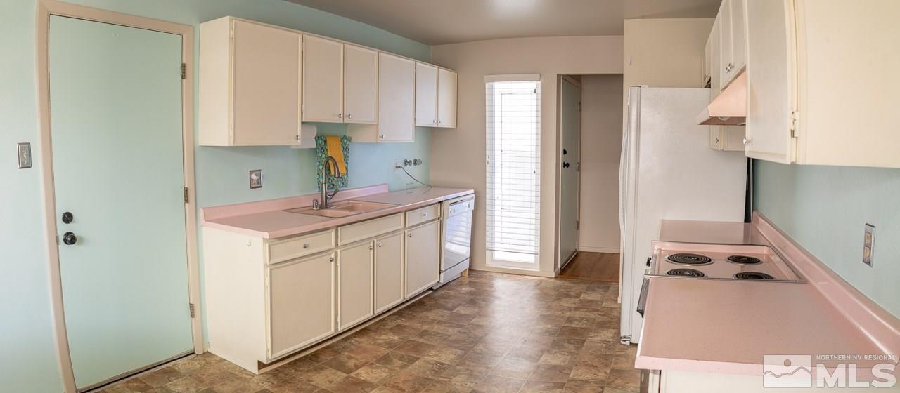 637 Ibis Lane Reno, NV 89503 - Photo 6 of 20 Photo 6