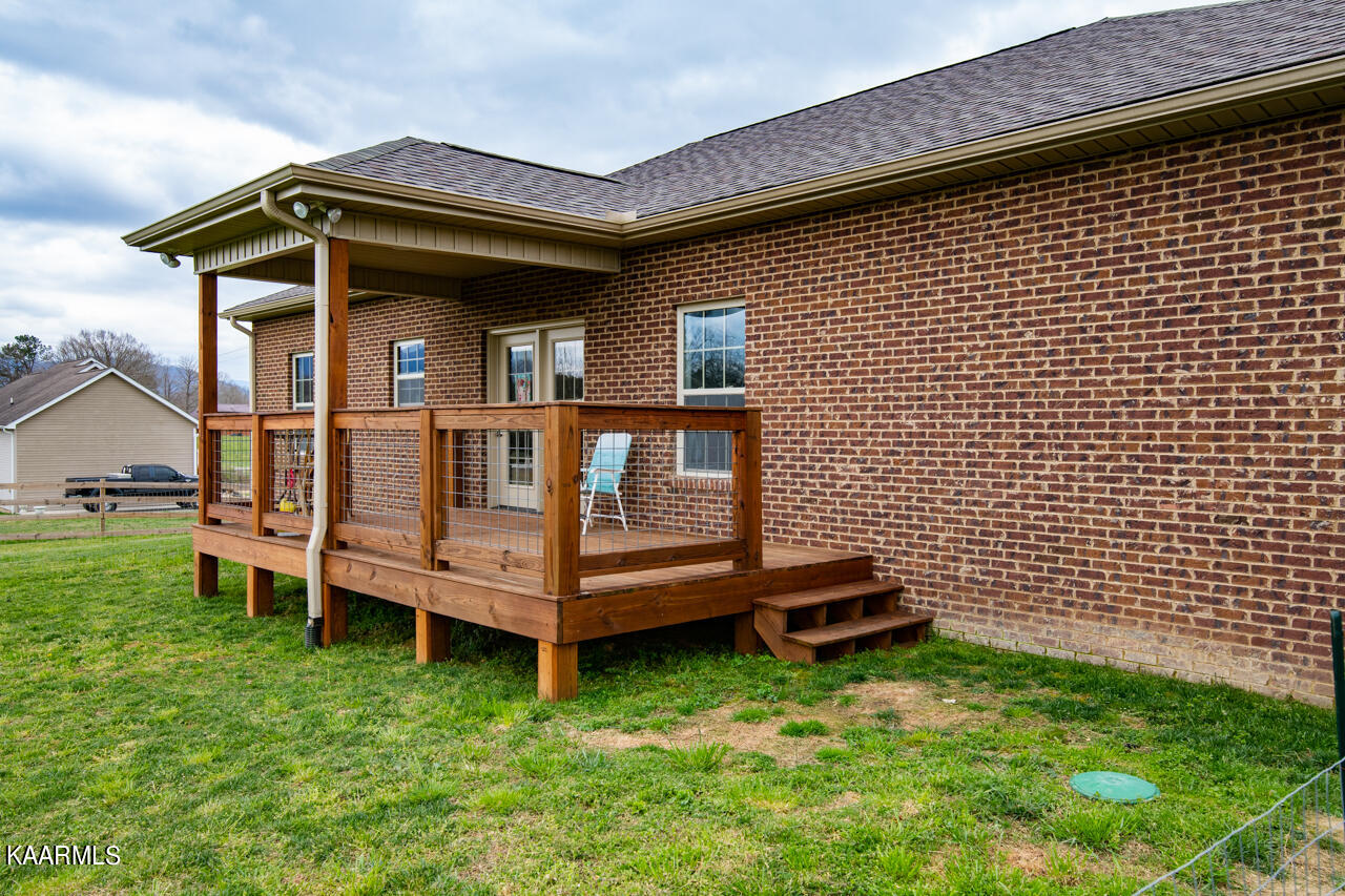 415 Temple Road Maryville, TN 37804 - Photo 19 of 25 415 Temple Rd, Walland, TN 37886-17