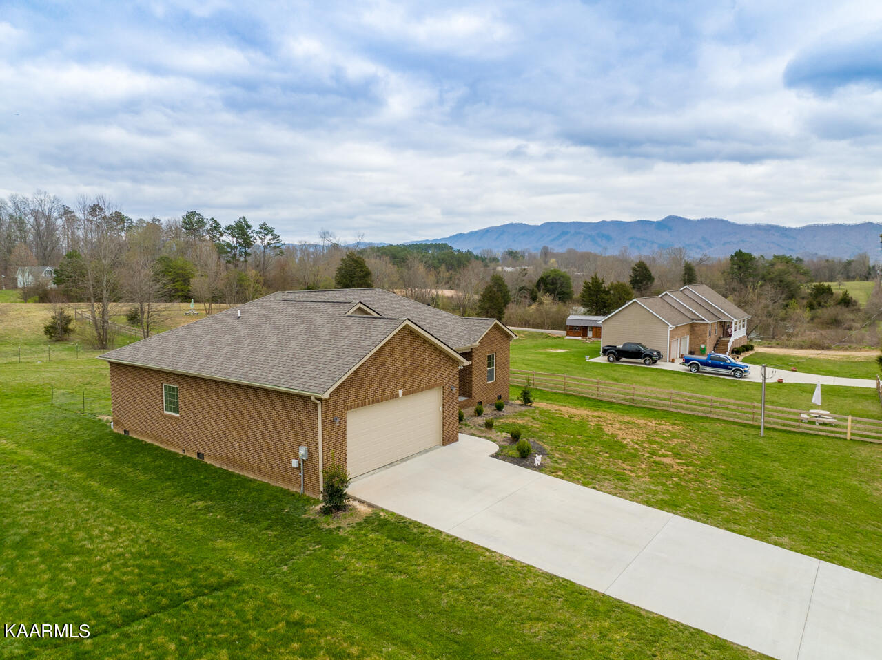 415 Temple Road Maryville, TN 37804 - Photo 24 of 25 415 Temple Rd, Walland, TN 37886-26