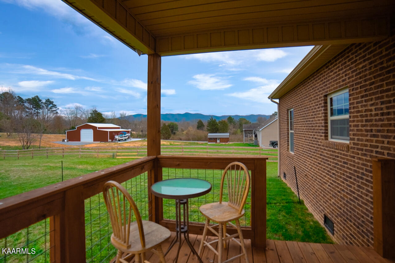 415 Temple Road Maryville, TN 37804 - Photo 3 of 25 415 Temple Rd, Walland, TN 37886-1