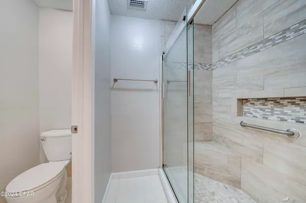 $2,000 | 305 South Star Avenue, Panama City, FL 32404