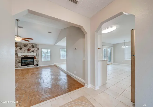 $2,000 | 305 South Star Avenue, Panama City, FL 32404