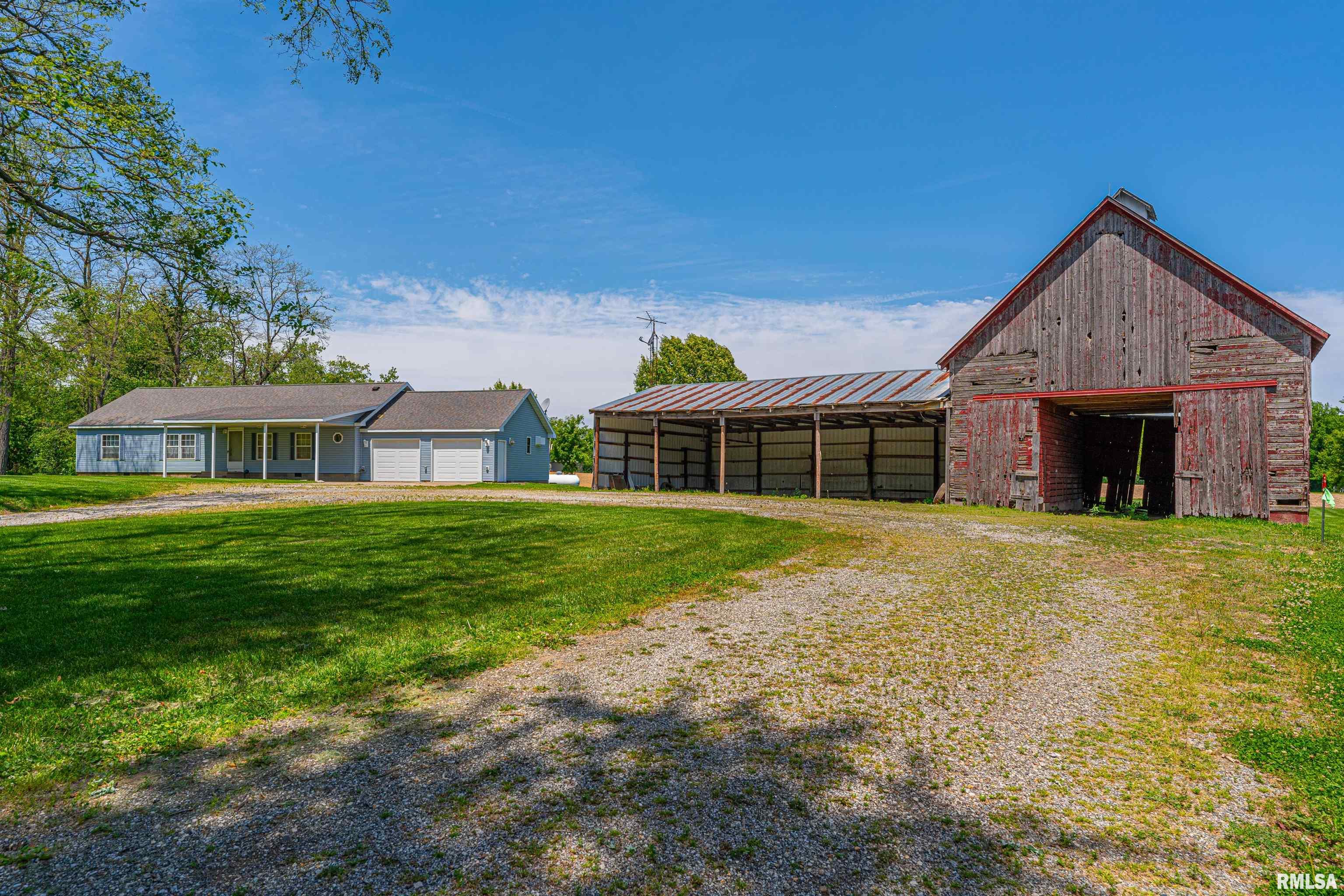 8363 Carl Springs Road Wapella, IL 61777 - Photo 4 of 30