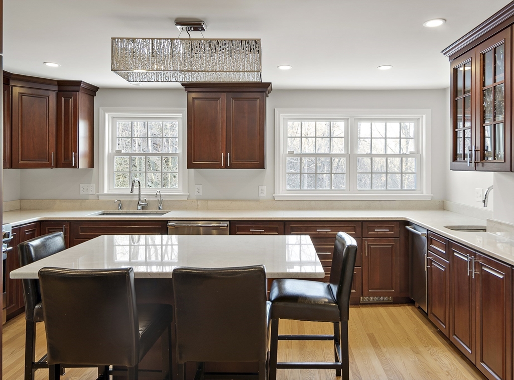 4 Olde Lyme Road Winchester, MA 01890 - Photo 4 of 25 Gallery Image 4