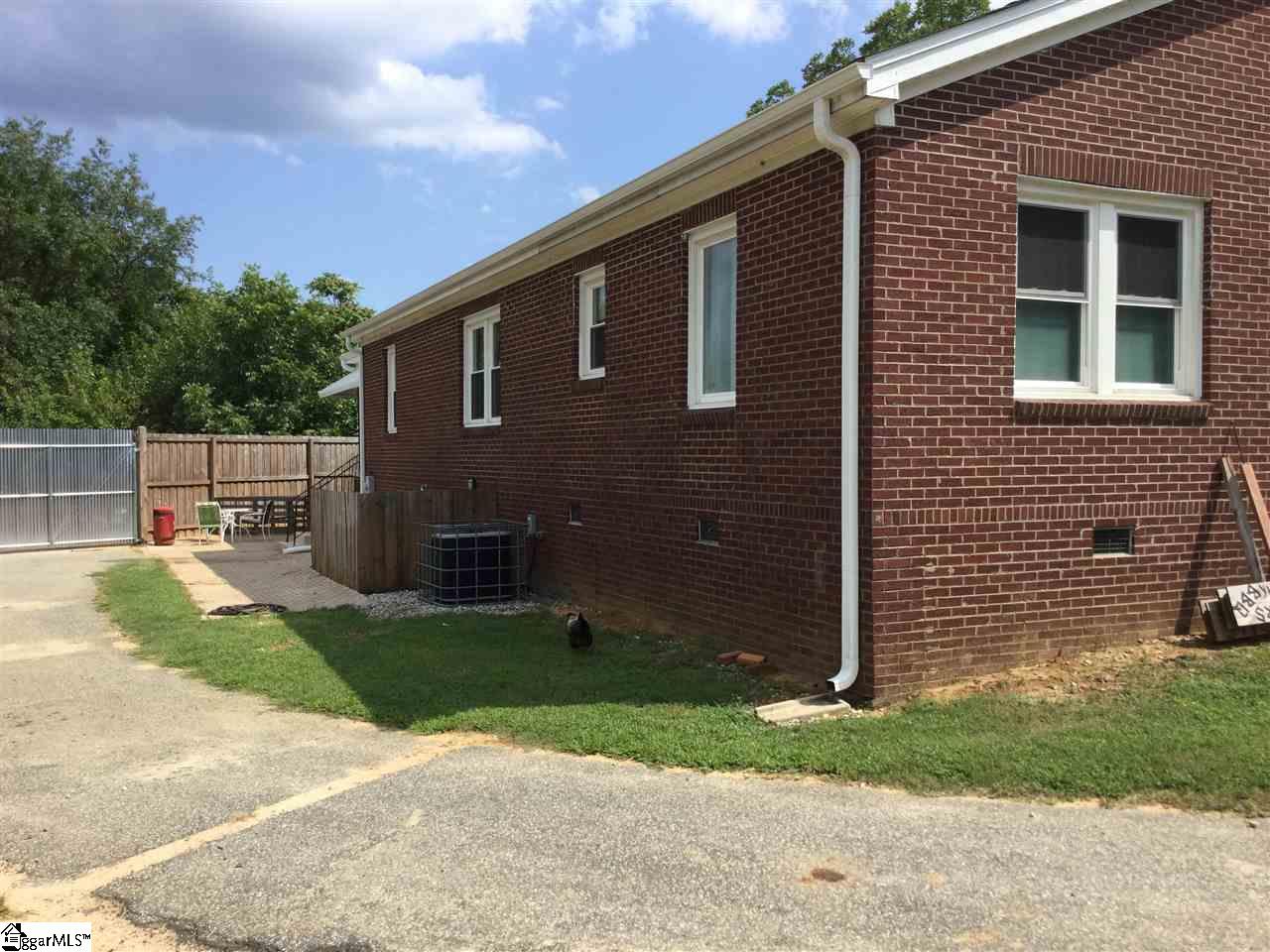 330 Goodjoin Road Campobello, SC 29322 - Photo 21 of 24
