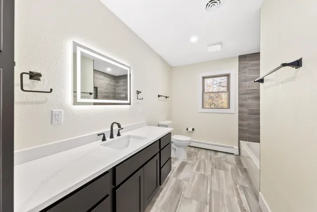 $549,000 | 9710 304th Avenue, Salem Lakes, WI 53105