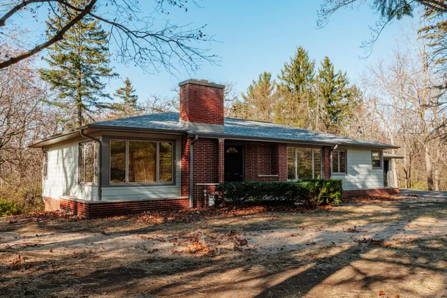 $549,000 | 9710 304th Avenue, Salem Lakes, WI 53105