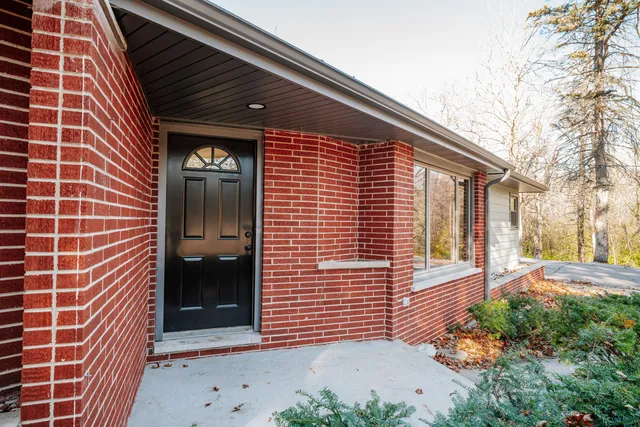 $549,000 | 9710 304th Avenue, Salem Lakes, WI 53105