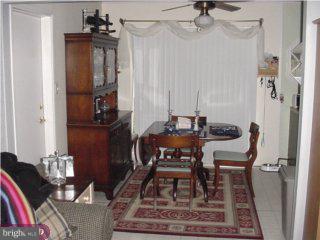 41 Pine Needle Road Levittown, PA 19056 - Photo 3 of 5 Gallery Image 3
