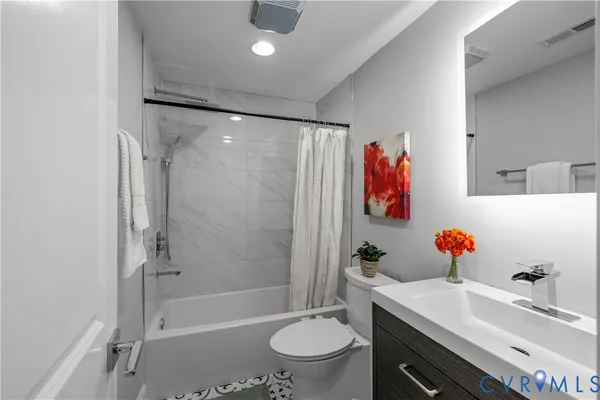 $475,000 | 327 South Cherry Street, Richmond, VA 23220