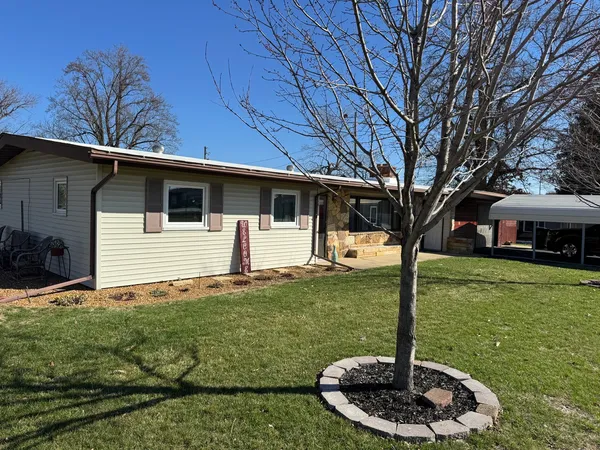$189,900 | 1114 East Lafayette Street, Bloomington, IL 61701