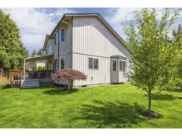 $564,500 | 3205 Southeast Hampton Loop, Troutdale, OR 97060