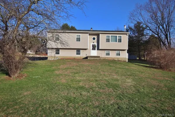 $520,000 | 2 Farmstead Lane, Brewster, NY 10509