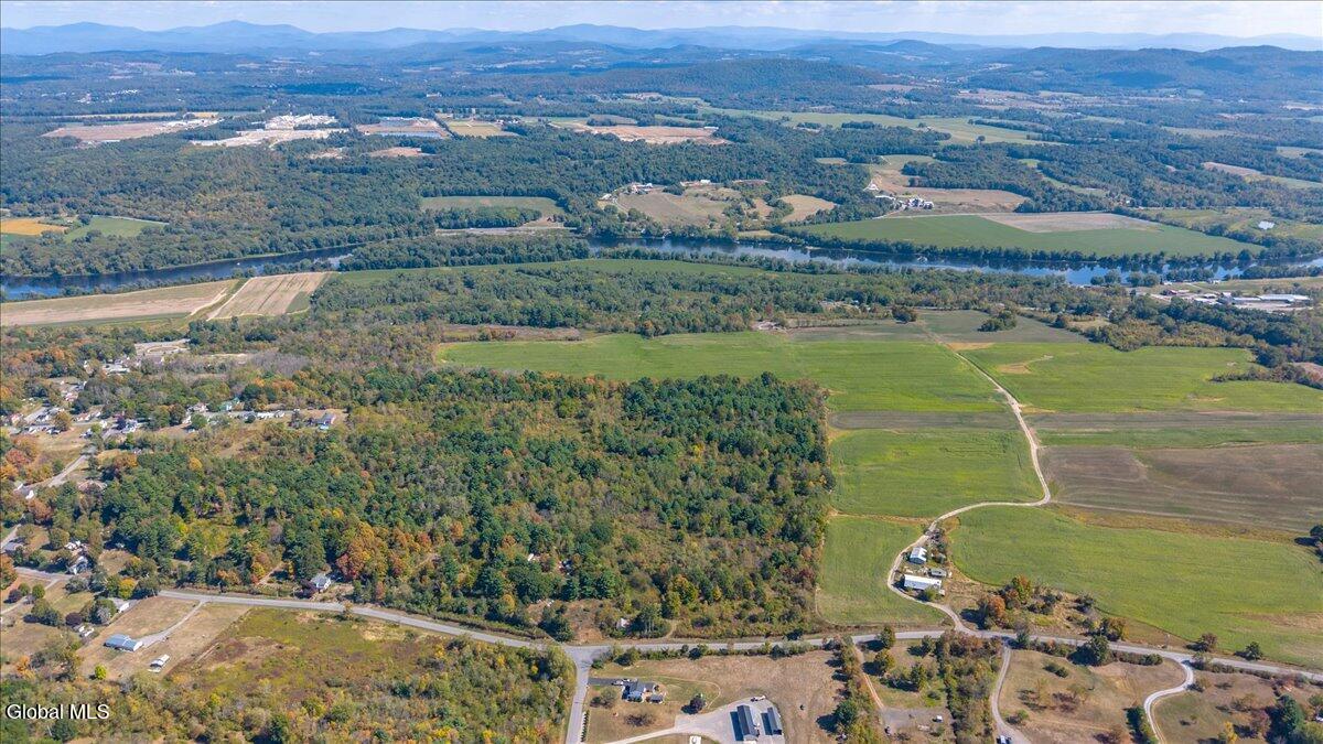 207 Haas Road Schuylerville, NY 12871 - Photo 4 of 24 03-209 haas rd schyulerville-3