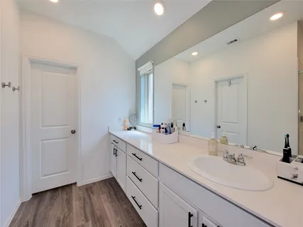 $319,999 | 9319 Pavonia Fawn Drive, Baytown, TX 77521
