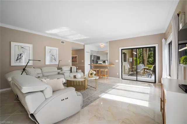 $690,000 | 6760 Pelican Bay Boulevard, Unit 312, Naples, FL 34108