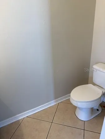 a bathroom with a toilet