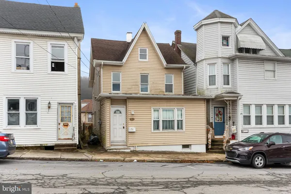 $130,000 | 312 West Ridge Street, Lansford, PA 18232