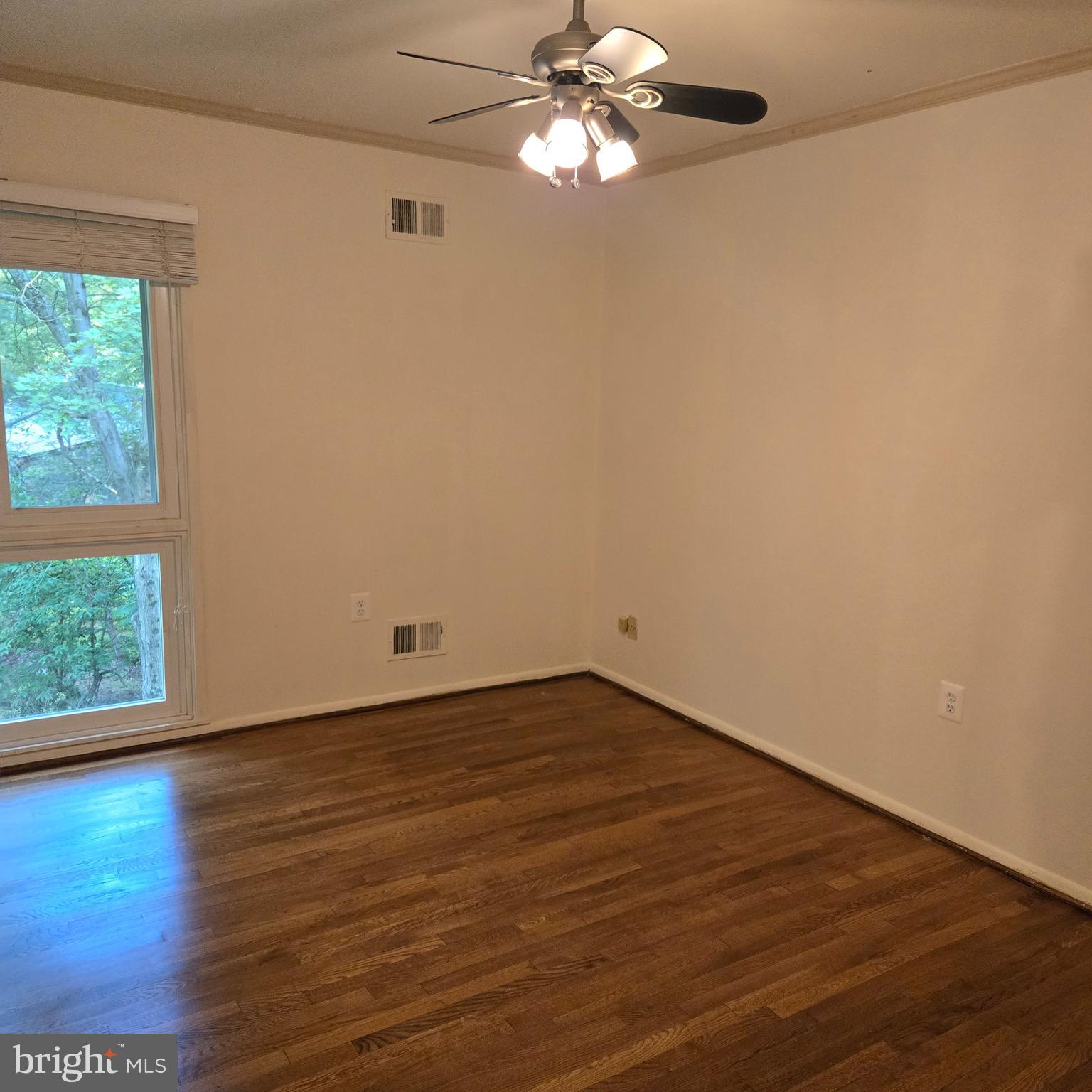 10612 Crossing Creek Road Potomac, MD 20854 - Photo 20 of 47