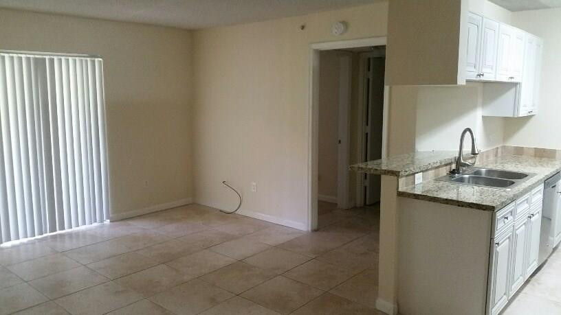 430 South Park Road, Unit 3108 Hollywood, FL 33021 - Photo 4 of 10 Photo 4