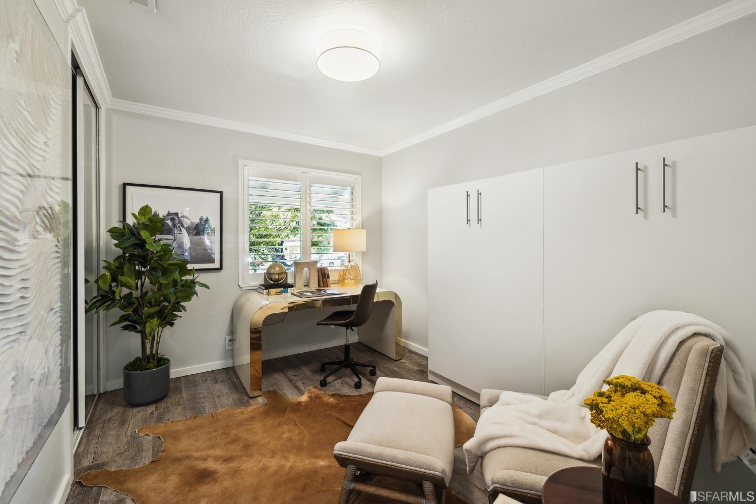 1615 Linda Mar Boulevard Pacifica, CA 94044 - Photo 32 of 41 a living room with furniture