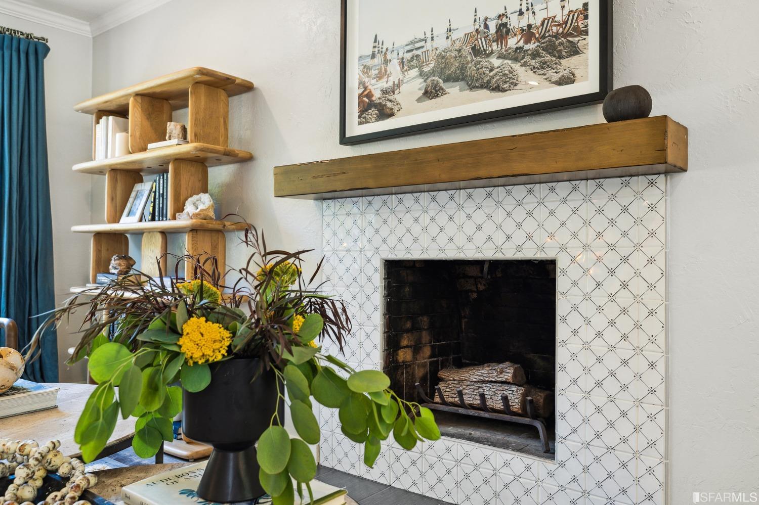 1615 Linda Mar Boulevard Pacifica, CA 94044 - Photo 8 of 41 a living room with furniture and a potted plant