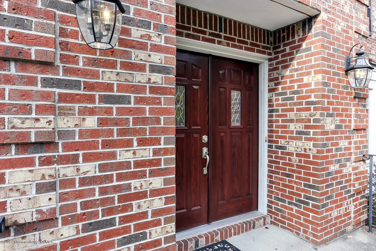 148 Wyncrest Road Marlboro, NJ 07746 - Photo 13 of 33 exteriorfront_1200
