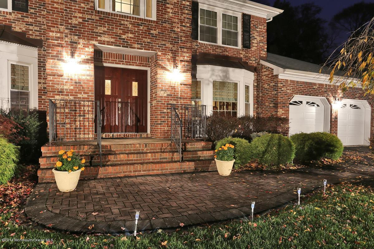 148 Wyncrest Road Marlboro, NJ 07746 - Photo 31 of 33 exteriorfront10_1200