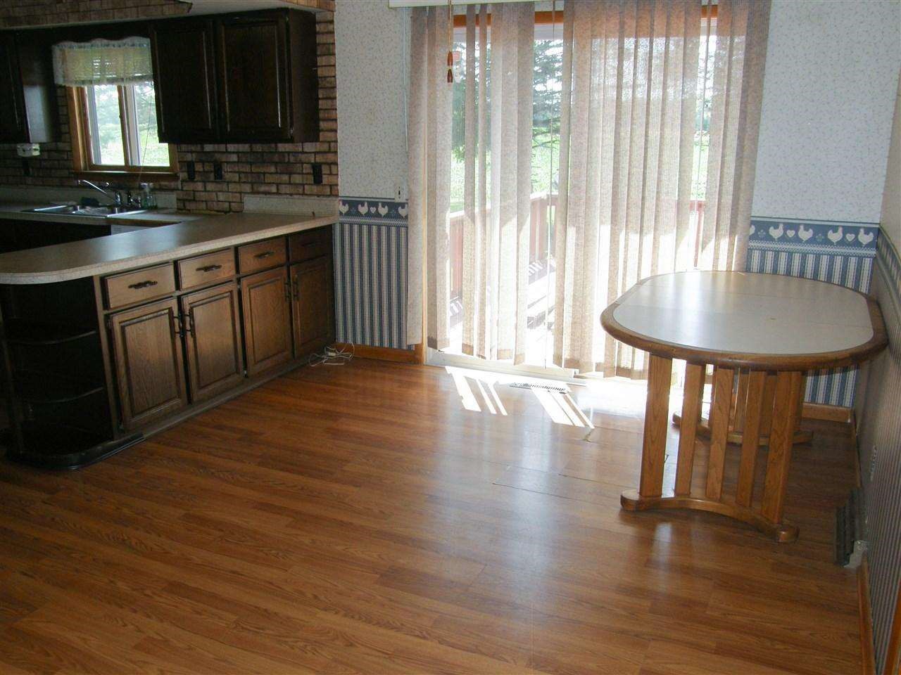 19396 Gasper Road Chesaning, MI 48616 - Photo 7 of 19 21480687-6.JPG
