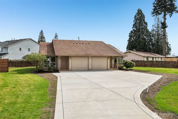 $819,000 | 9121 5th Place West, Unit A & B, Everett, WA 98204